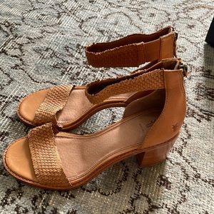 Frye Bianca Woven Back Zip Heels